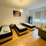4 Appartments L 24 Beds L 11 Bedrooms L Fast Wifi