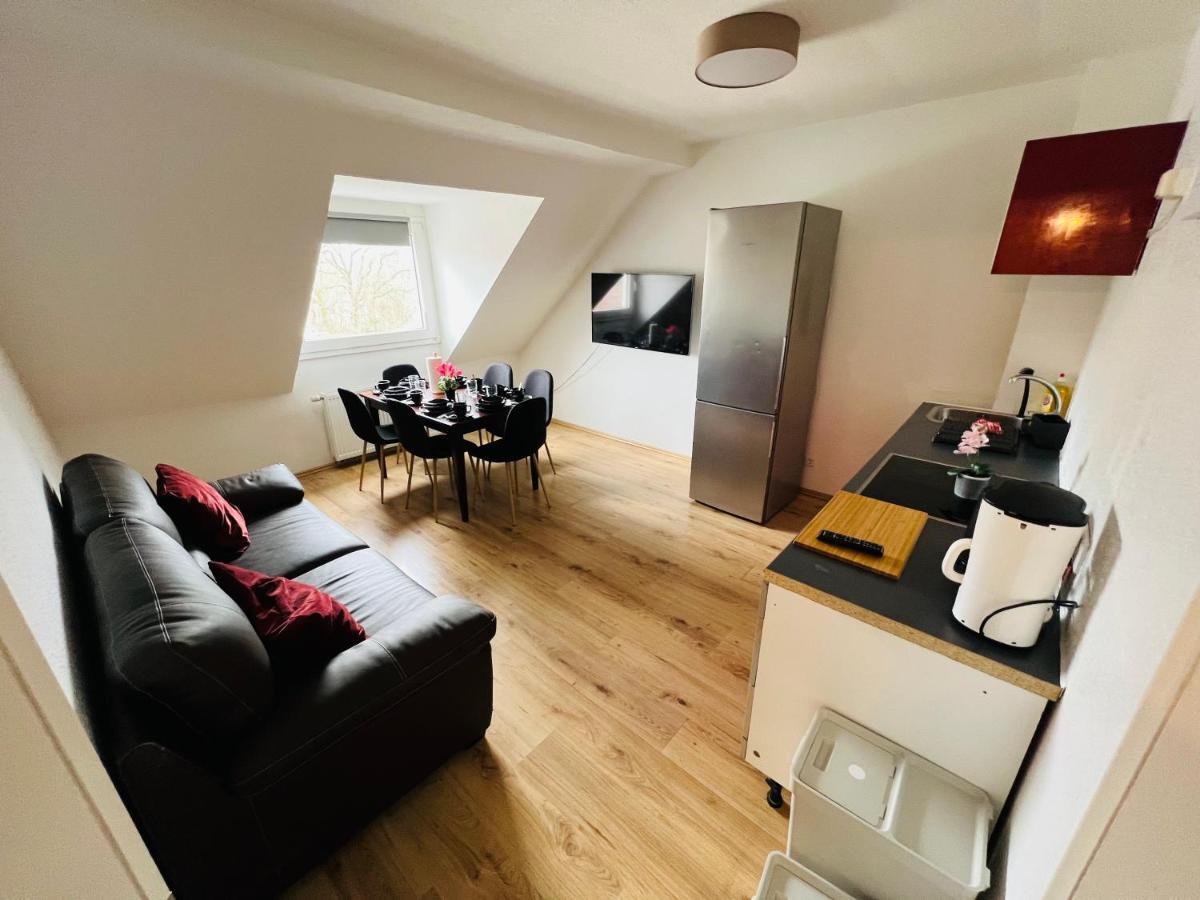 Apartment 4 Appartments L 24 Beds L 11 Bedrooms L Fast Wifi *